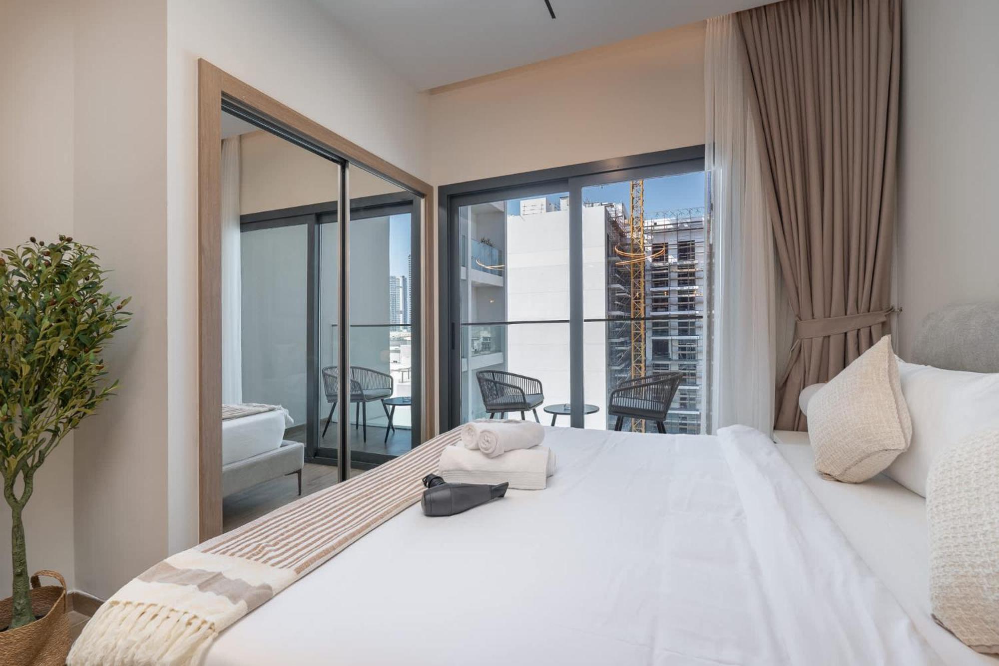 Indulge In Peace In In Jvc That Sleeps 2 * Dubai